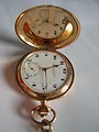 Deutsch:  Goldene Taschenuhr