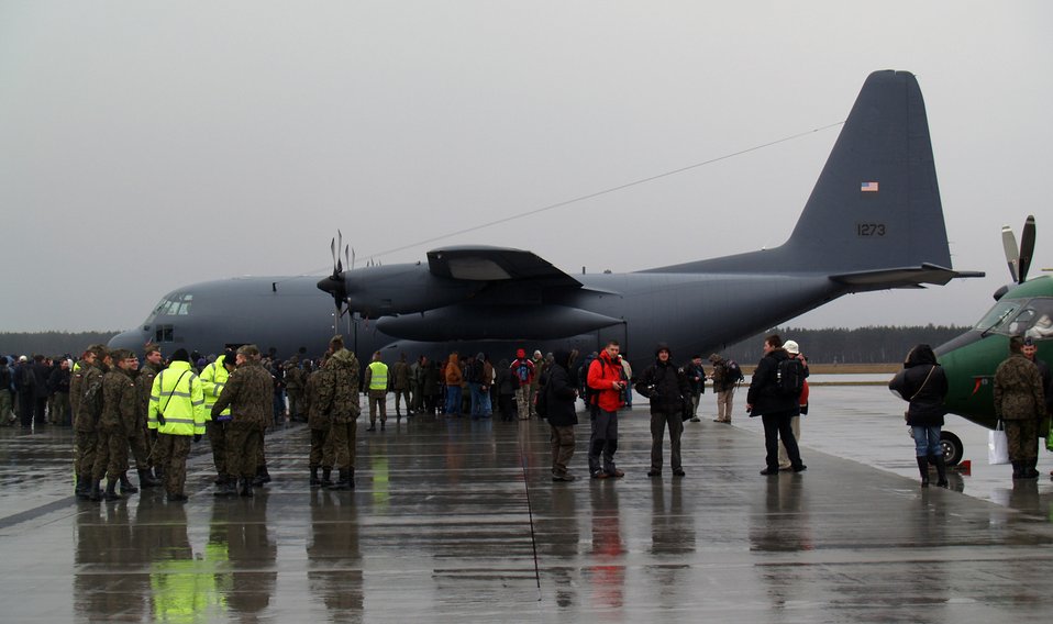 Air Force officials deliver first C-130 to Polish military