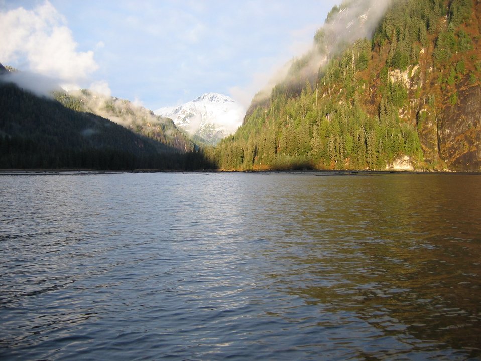  Magnificent scenery in Rudyerd Bay. 