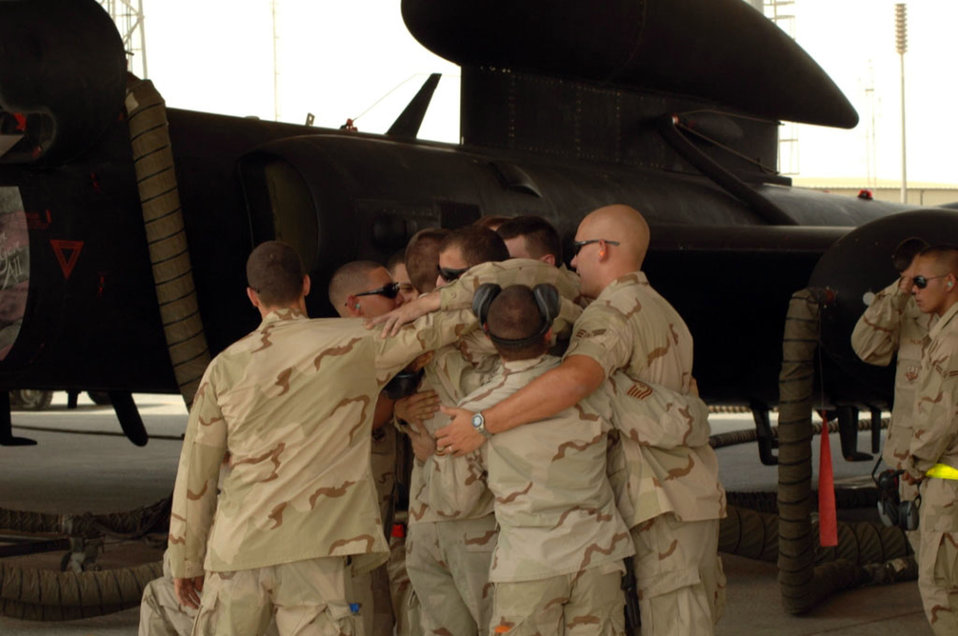 U-2 nose art honors fallen Soldier