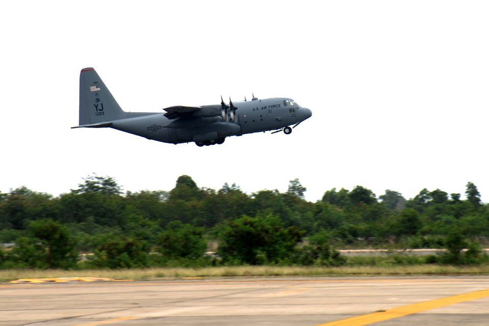 Aircrews stand by to continue Burma relief mission