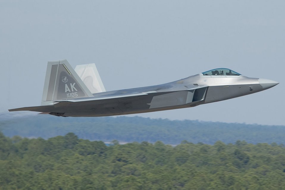 Elmendorf Airmen complete first F-22 deployment