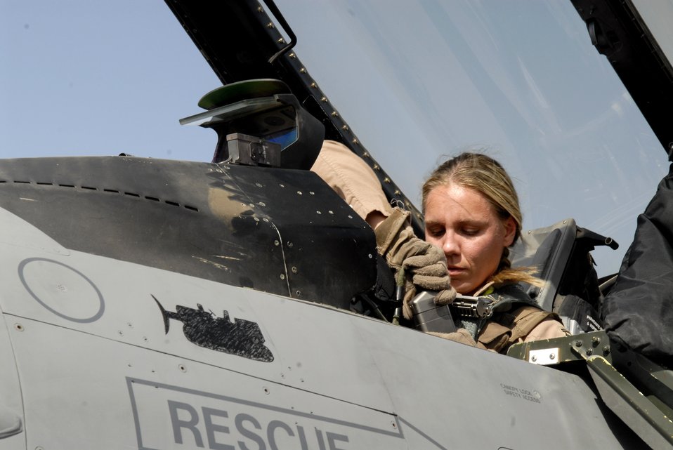 Oct. 25 airpower summary: F-16s support coaliton