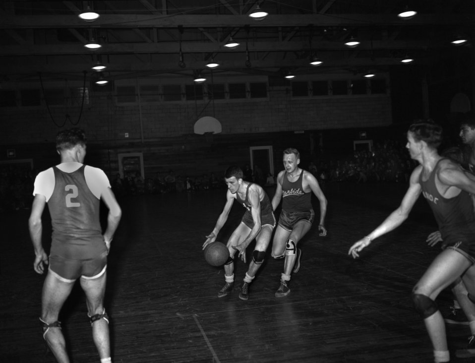 Mens Basketball Carbide vs AIT Oak Ridge