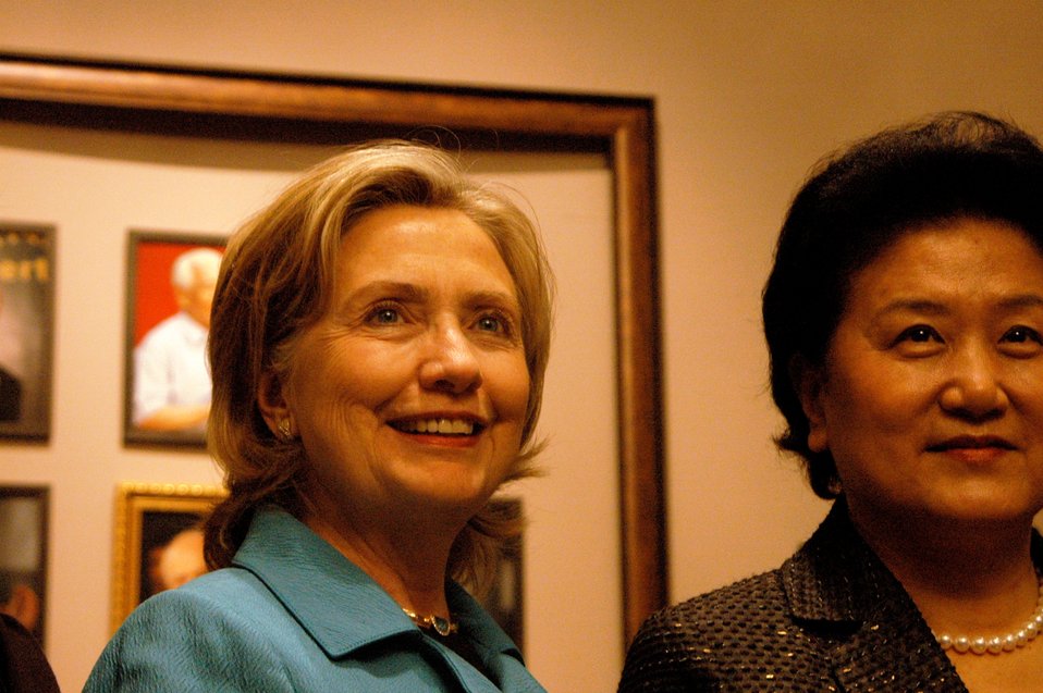 Secretary Clinton and Chiense State Councilor Liu Yandong Meet With Chinese Women Civil Society Leaders