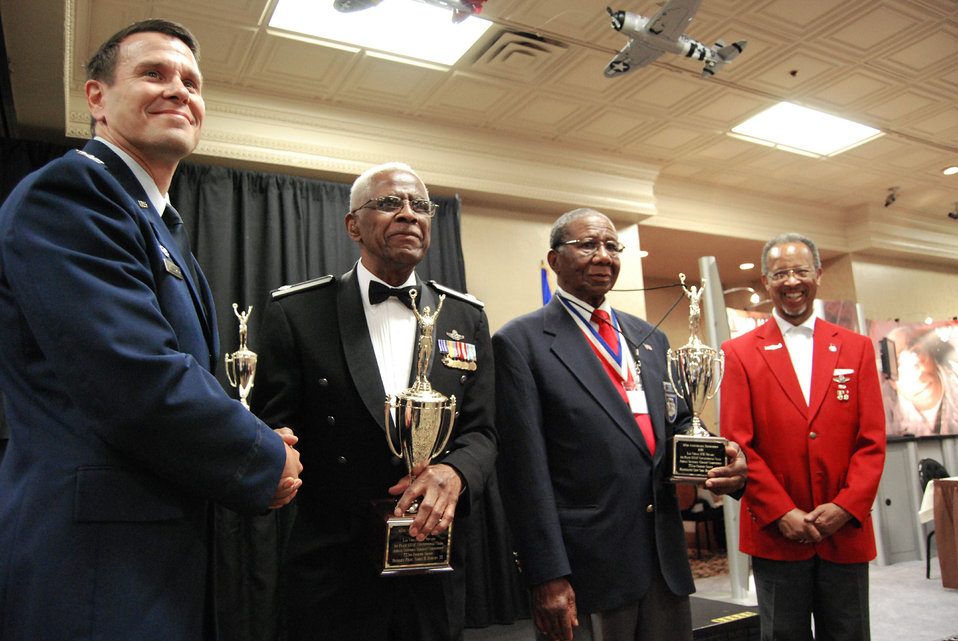 'Top Guns' receive awards at Tuskegee Airmen convention
