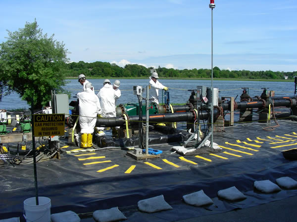 May 2009, Setting up the Manomet Street booster pump station