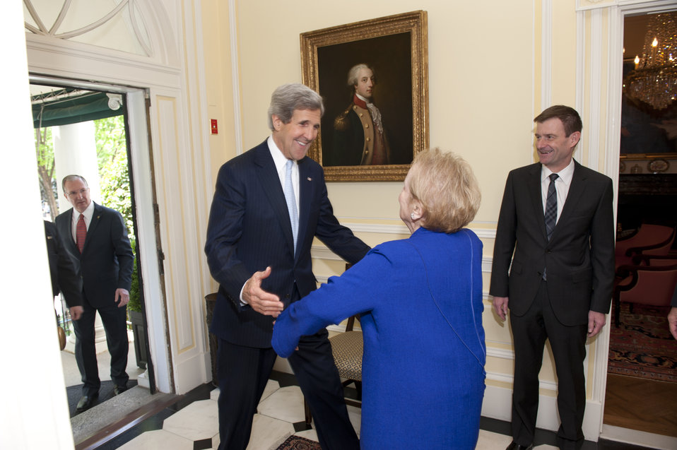 Secretary Kerry Embraces Former Secretary Albright