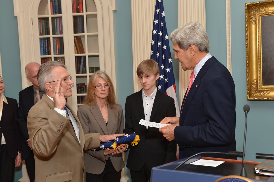 Secretary Kerry Hosts a Swearing-In Ceremony for Ambassador McCulley