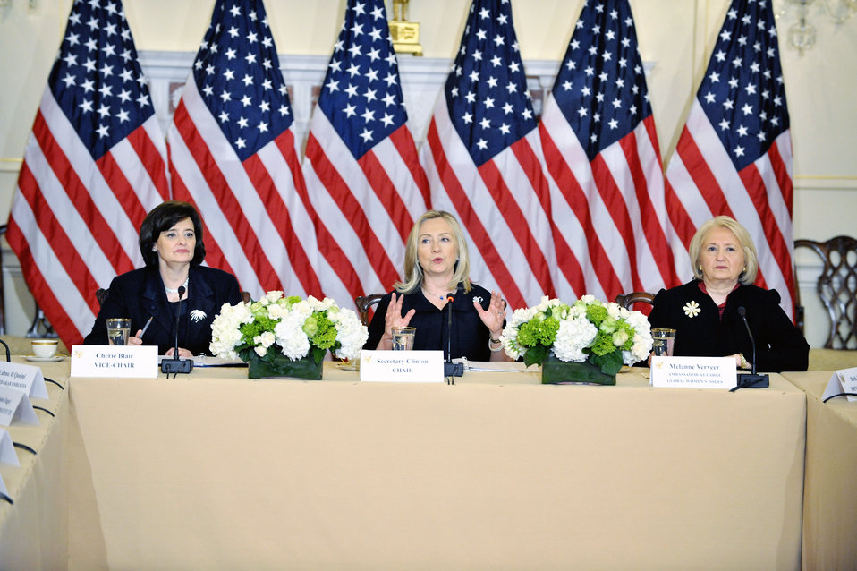 Secretary Clinton Hosts Inaugural Meeting of International Council on Women's Business Leadership