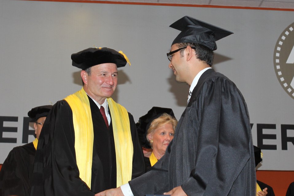 100526 AUAF Graduation 271