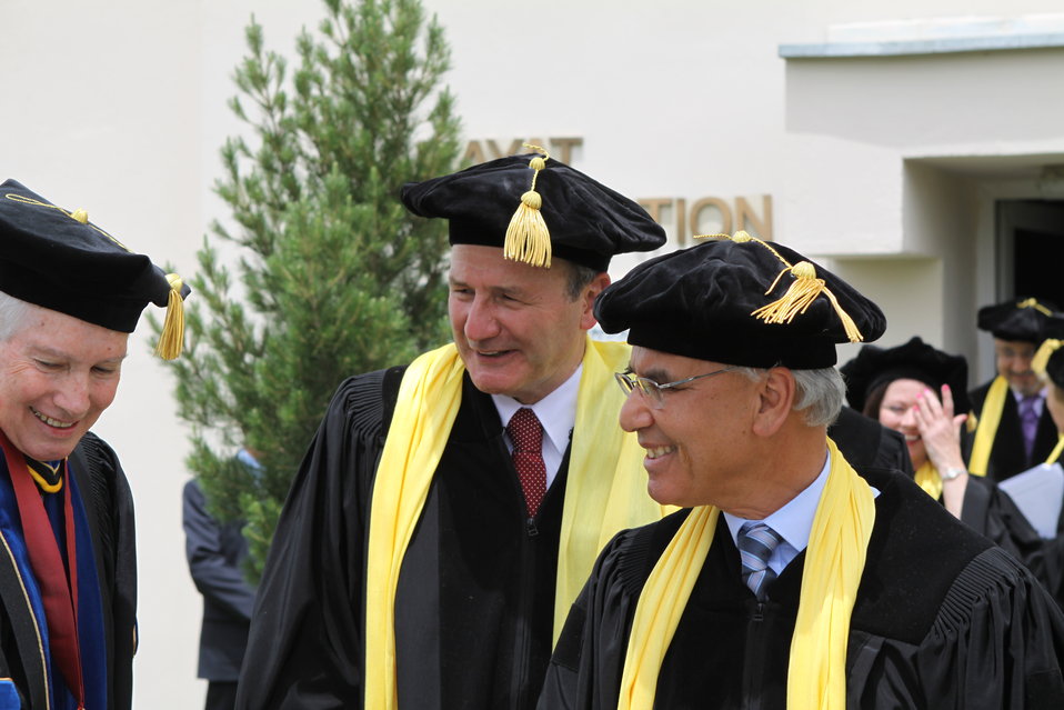 100526 AUAF Graduation 323