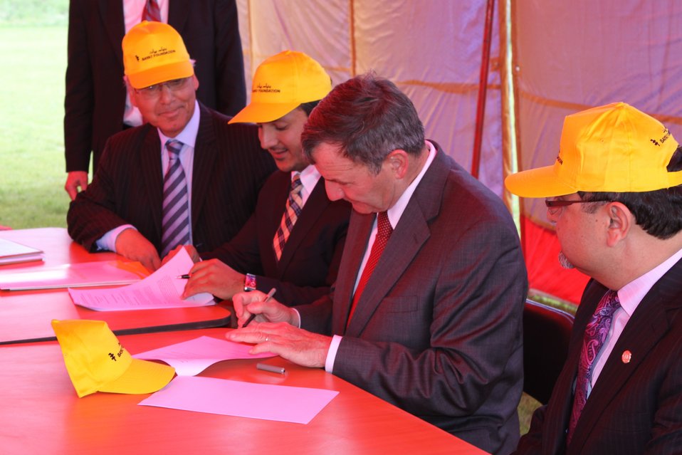 100526 AUAF Graduation 360