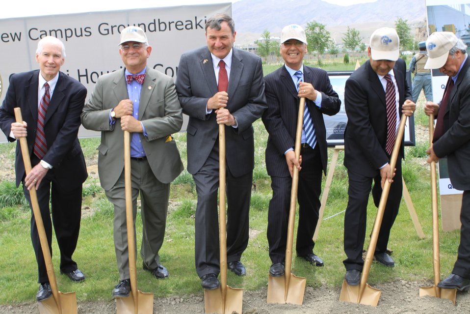 100526 AUAF Graduation 411