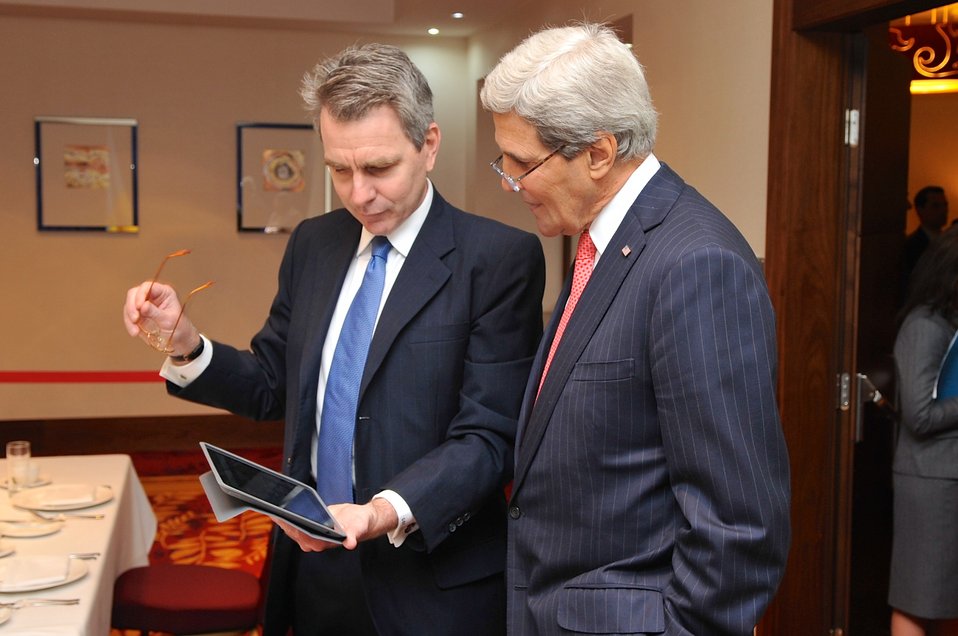 Ambassador Pyatt Shows Secretary Kerry Photos of Armaments Being Used by Separatists in Eastern Ukraine