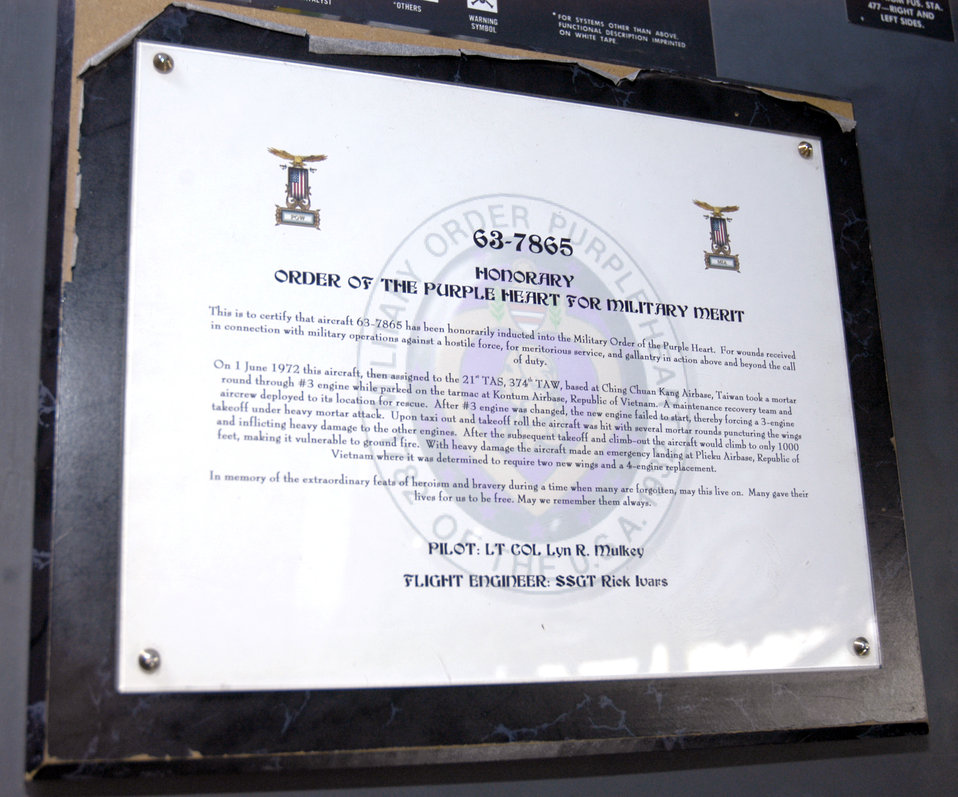 Decorated Vietnam vet back at war