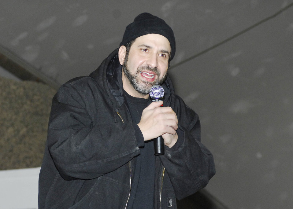 USO brings celebrities to Servicemen and women