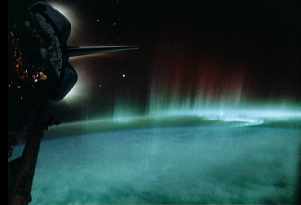 "Auroras Underfoot" : (NASA Solarsystem Collection)