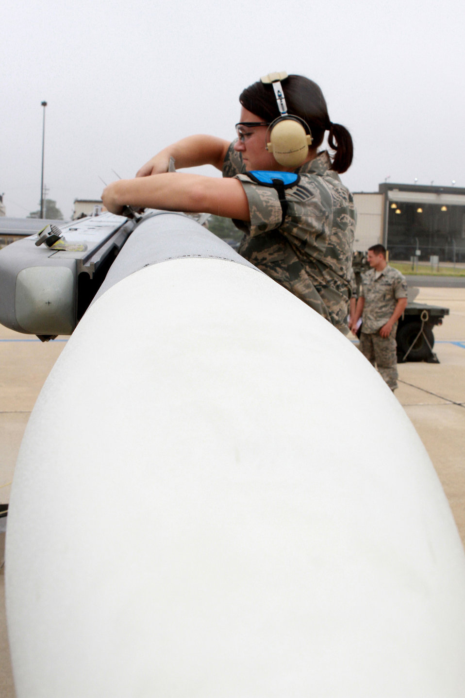 Weapons-loader competition