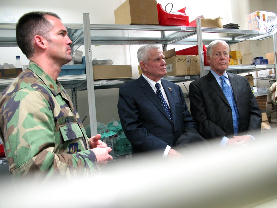 Top American doctors visit Ramstein, Landstuhl