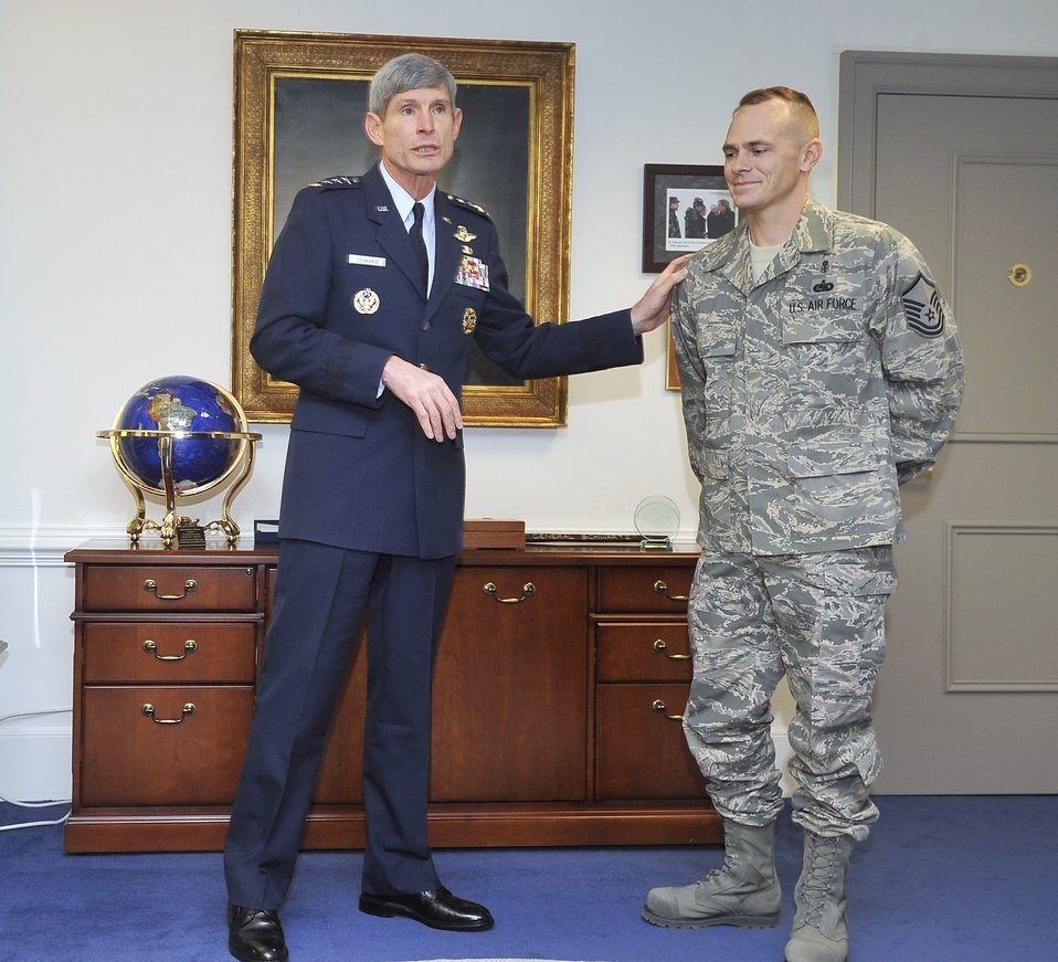 Airman receives Purple Heart