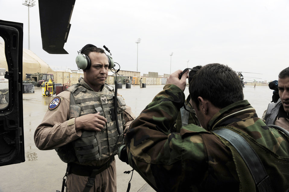 Joint team leads Afghan crew chief academy