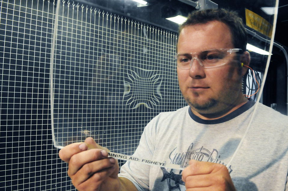 Robins maintainers give pilots unobstructed vision