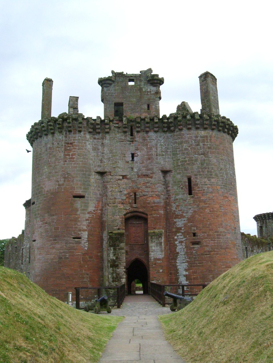 Deutsch:  Caerlaverock Castle, Haupteingang, Gatehouse (Nordtürme)