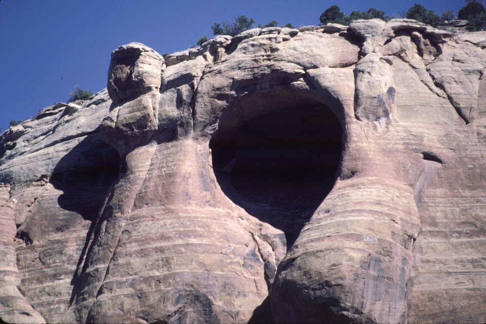 High above in Mee Canyon 