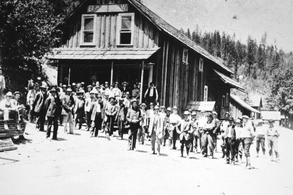 Barlow Brotehrs Store at Galice C. 1909