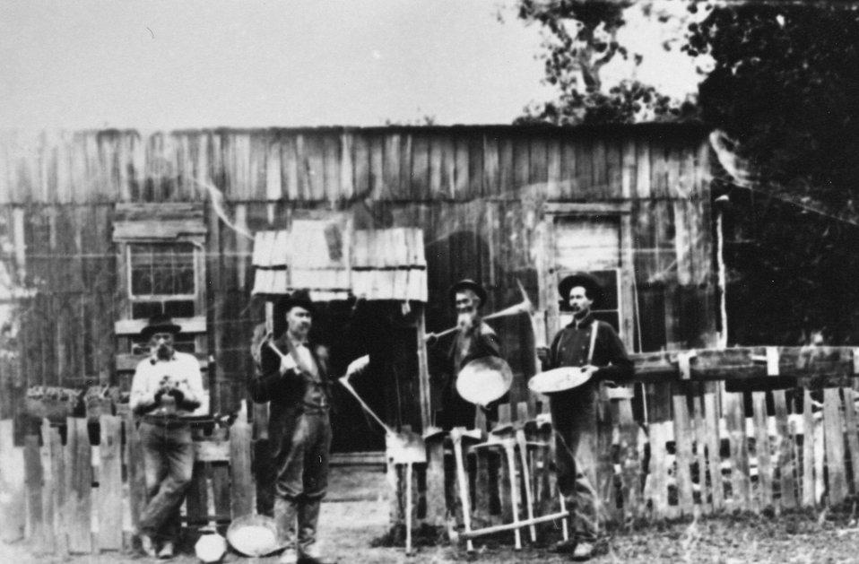 Gold panners not in the Rogue River Area