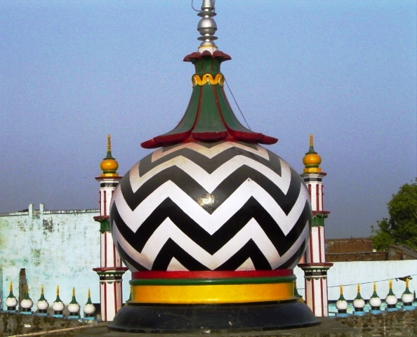 A back view of Dargah Aala Hazrat which is situated in Soudagaran Baraily in India