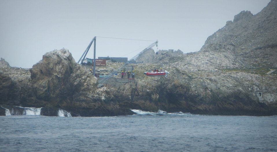 Public Domain Picture | Boat Being Craned Ashore | ID: 14018880612891 ...